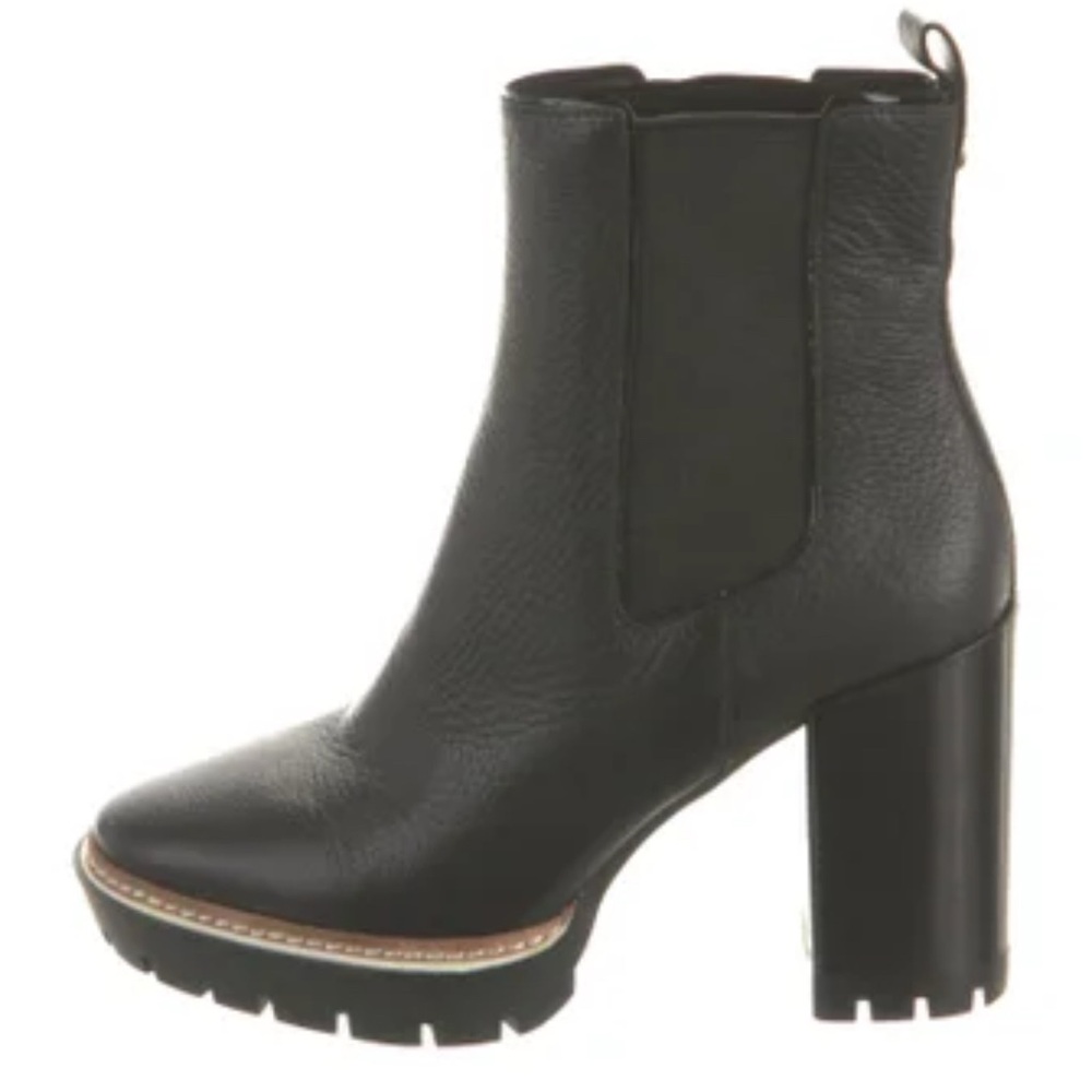 Tory Burch Black Leather Miller lug sole boots size 8, like new